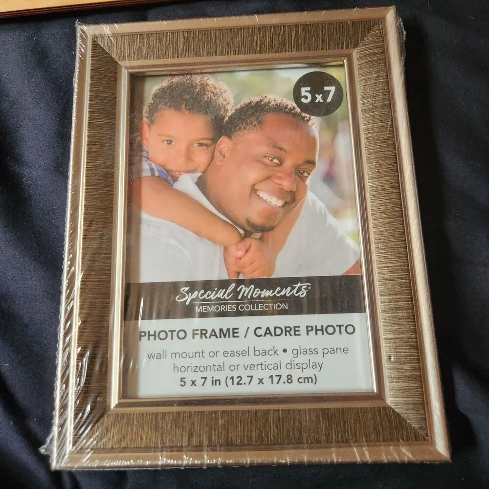 3 Basic Picture Frames 5 x 7